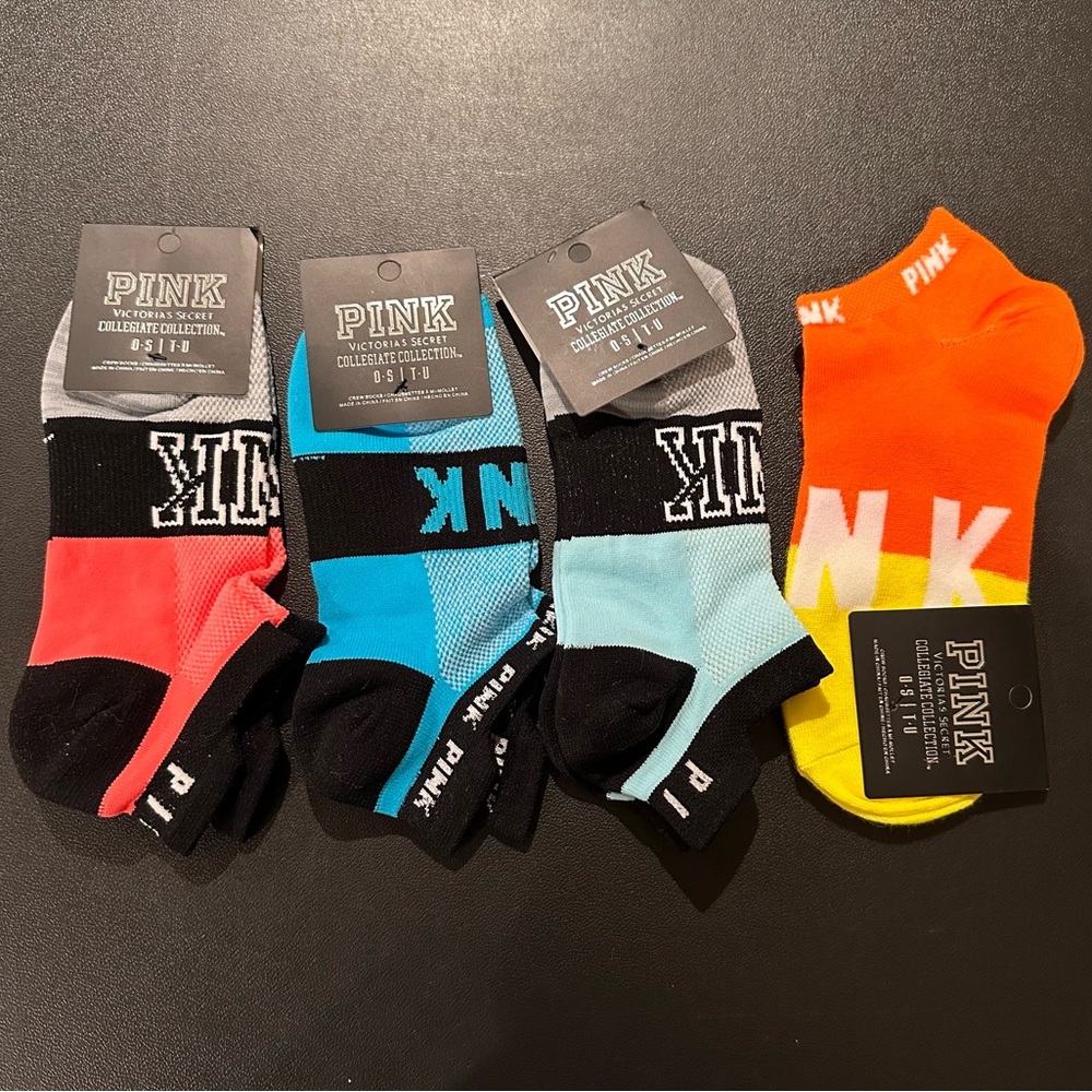 PINK Victoria's Secret Ankle Socks